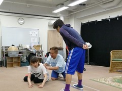 ホリケン舞台に鈴木砂羽が参戦、「堀内夜あけの会」の第3回公演。