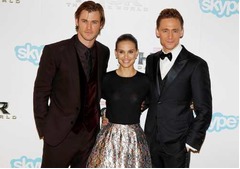 N・ポートマンにストロボの嵐、「マイティ・ソー」ワールドプレミア。