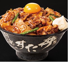 すた丼が牛・豚・鶏集結の「オールスター焼肉丼」