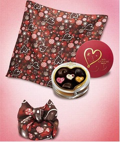 GODIVAの&ldquo;ラッピングクロス&rdquo;、指定商品3,150円以上購入でプレゼント。