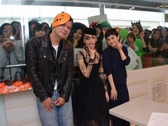 中島美嘉が舞踏会の貴婦人姿、ラジオ番組出演で渋谷スペイン坂に登場。