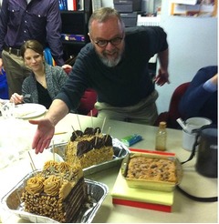 【写真】減量競う上司が&ldquo;鬼畜の所業&rdquo;、「さあさあ食べなさいよ」。