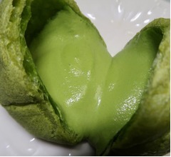 セブン「まっちゃもこ」食べてみた