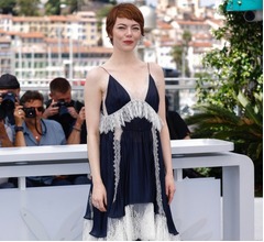 エマ・ストーン「公言するけど、私は宇宙人を信じている！」