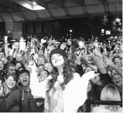 活動休止のセレーナ・ゴメス、久々インスタ