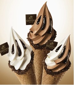 ゴディバの贅沢ソフトに新味、上品なバニラの香りとホワイトチョコ。