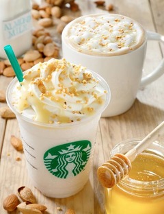 スタバがアーモンドミルク導入、期間限定のフラペチーノとラテで。