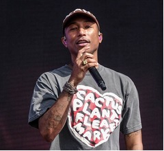 ファレル・ウィリアムスに3つ子が誕生