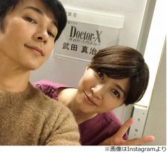 武田真治と内田有紀、「17才」以来22年ぶり再会