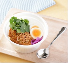 ナチュラルローソンにパクチー商品一挙9品