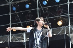 家入レオが情熱大陸LIVE初登場、デビュー前に見た初フェスの舞台に。