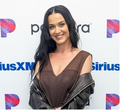 ケイティ・ペリーとトルドー前カナダ首相が&ldquo;急接近&rdquo;、一緒に過ごす姿が目撃される