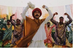 平井堅の&ldquo;インド人&rdquo;MVに栄冠、「SPACE SHOWER MVA」で特別賞。