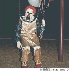 薄気味悪いピエロが夜中に徘徊、動機や理由わからず地元住民怯える。