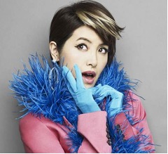 荻野目洋子が15年ぶりの新曲、デビュー30周年迎え本格的に再始動へ。