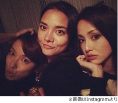 加賀美セイラ＆沢尻エリカ＆内山理名、プライベートな3ショット。