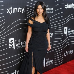 キム・カーダシアン&ldquo;パーティーで一緒に写真撮影&rdquo;のギャラ7500万円。