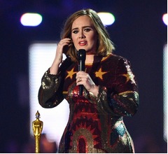 アデル、長年のパートナーと極秘結婚か