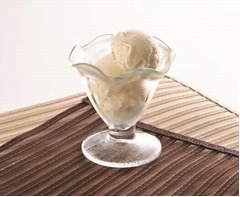 コーヒー味の真っ白いアイス、SONOKOが&ldquo;美白&rdquo;キーワードに開発。