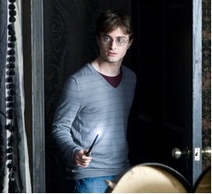 ハリー・ポッターの&ldquo;階段下の物置&rdquo;貸出中