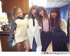 ローラの大胆太もも露出に反響「履いてないかと思った」「可愛すぎ」。