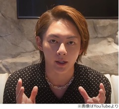 DJ SODAの胸触った&ldquo;加害男性&rdquo;2人が顔出し謝罪、警察に出頭