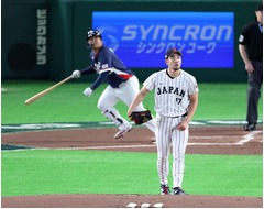 菊池雄星、５球で３連打浴びる＝悔しさ残る初登板―ＷＢＣ