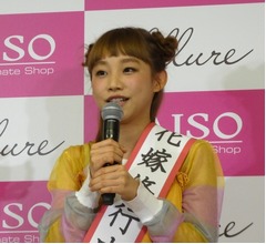 ベック、花嫁修行対決で&ldquo;女子力&rdquo;見せつける