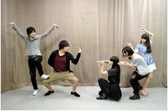 Perfumeとflumpoolが合同授業、仲良し2組が1年ぶりスペシャルラジオ番組。