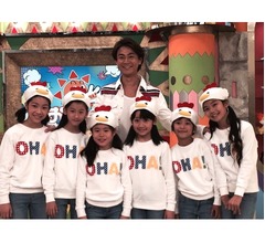 氷川きよしが「おはスタ」で爽やかな歌声披露