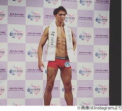 秋元才加の筋肉ムキムキな弟、大会でグランプリ