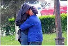 【写真】お年寄りに有料で&ldquo;ブチュー&rdquo;、中国のライトな風俗サービス。