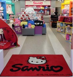 サンリオが初のアウトレット店、御殿場プレミアム・アウトレットに。