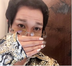 ざわちん、ピコ太郎になる