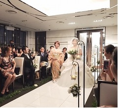 キンタロー。が実妹とバージンロード