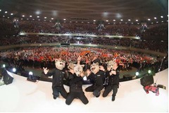 狼に鳴り止まぬ&ldquo;焼肉コール&rdquo;、マンウィズ初の日本武道館ワンマン。