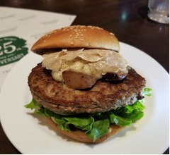 フレッシュネスが1日限定&ldquo;完全赤字バーガー&rdquo;