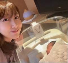 安めぐみ&ldquo;生まれたばかりの第2子次女&rdquo;との2ショット初公開、近況も報告