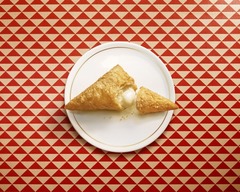 マックに「北海道ミルクパイ」、濃厚でコクのあるミルククリーム包む。