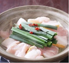 ワニの肉使った「タンとロースの鰐鍋」