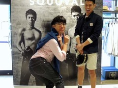 ネタ無反応に綾部「音もない」、HGと新ファッションブランドの一日店長。