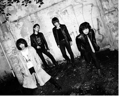 ZIGZOが10年振りに完全復活へ、10月にニューアルバム発売で本格再始動。