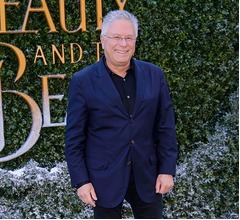 ディズニー作曲家「ノートルダムの鐘」実写化望む