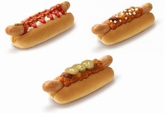モスのソーセージがより大きく、ホットドッグ3種類をリニューアルへ。