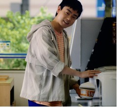 菅田将暉、リラックスした雰囲気の「エン転職」新CM