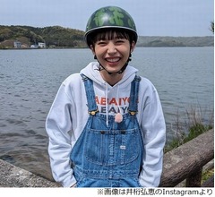 井桁弘恵、&ldquo;仮面ライダーバルキリー&rdquo;アピールで電動バイクの充電お願い