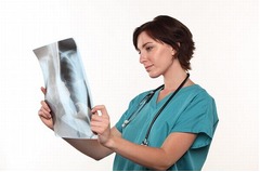 喫煙率低下で肺がん死大幅減、米国で1975〜2000年に&ldquo;劇的&rdquo;な変化。