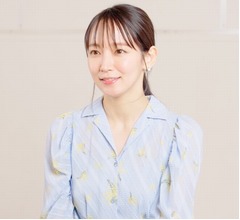 吉岡里帆「家でズーンとってなって」&ldquo;落ち込む瞬間&rdquo;を語る