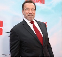 シュワルツェネッガー、「互いを憎んでいた」スタローンとの&ldquo;確執と和解&rdquo;の経緯