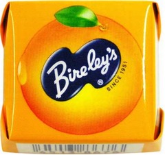 「バヤリース」をチロルで再現、オレンジソースとぷるぷるゼリーイン。